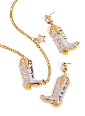 静俏设计感18k金不锈钢五角星镶钻小吊坠靴子项链不锈钢饰品