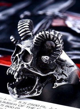 钢铁战士夸张个性饰品 钛钢男士戒指 撒旦公羊角骷髅头指环