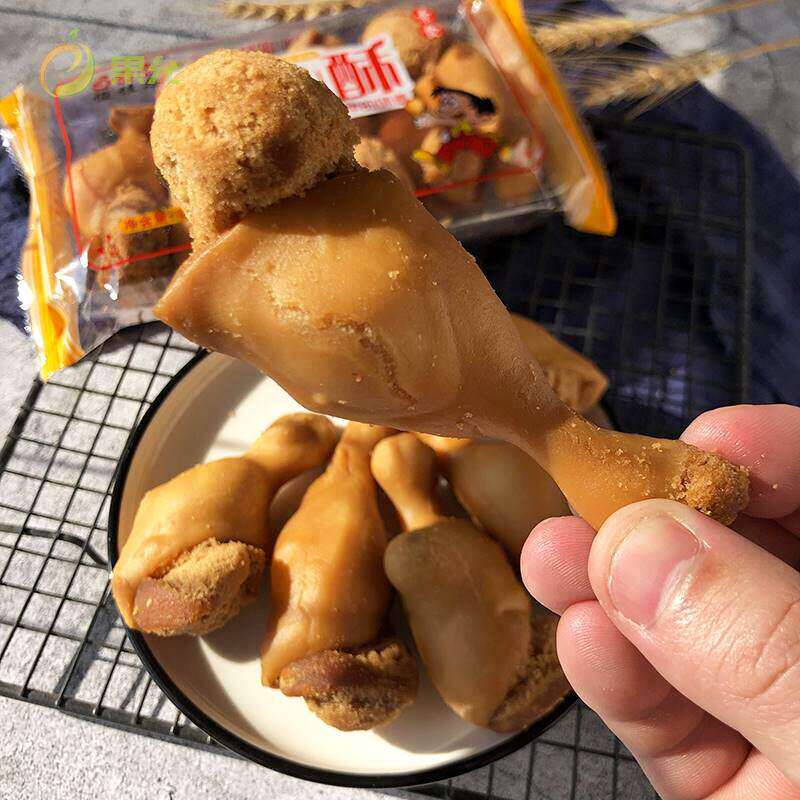 童年怀旧零食小卖部老式小时候的经典饼干饮料辣块素鸡腿网红小吃