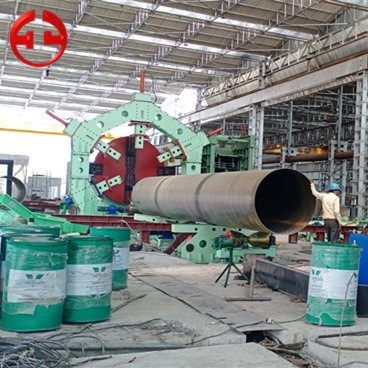 单头大管径钢管平头倒棱机