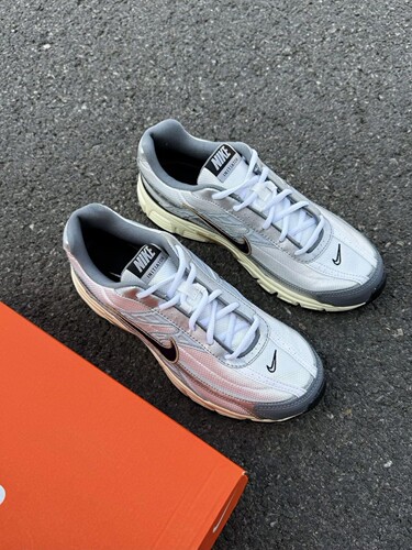 Nike Initiator 跑鞋 缓震耐磨舒适轻便防滑透气支撑复古