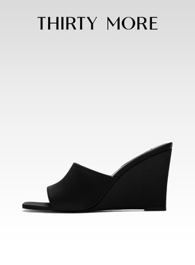 【新派极简】Thirty More时尚坡跟凉拖女2026夏季新款外穿一字拖