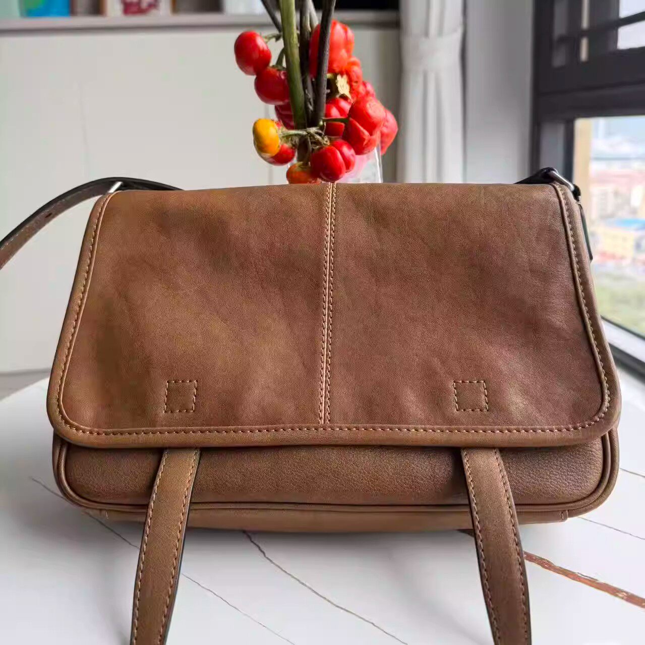 2026新款植鞣漫邮邮差包复古休闲植鞣皮单肩腋下包通勤百搭斜挎包