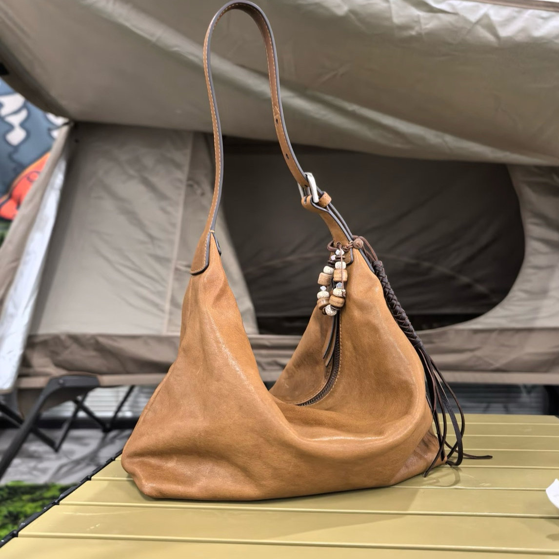 新款头层植鞣胎牛皮腋下Hobo百搭休闲单肩通勤流浪饺子包腋下包女