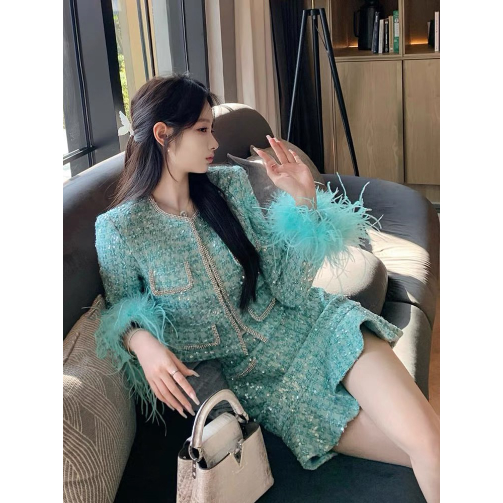 高级感钉钻羽毛流苏粗花呢短外套宫廷风亮片编织短裙套装