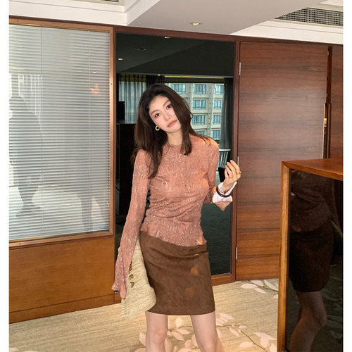 龍喜儿 气质蕾丝打底衫女秋冬季长袖修身显瘦内搭T恤上衣女 Z708