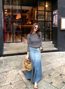 龍喜儿 渐变牛仔半身裙女清爽复古港风做旧开叉休闲毛边A字裙J259