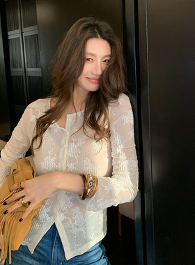 龍喜儿 白色毛针织开衫女长袖薄款独特漂亮上衣设计感防晒空调衫