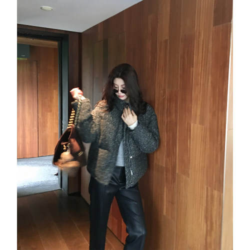 龍喜儿 秋冬轻奢复古95白鹅绒立领羽绒服女翻领宽松短款外套T597