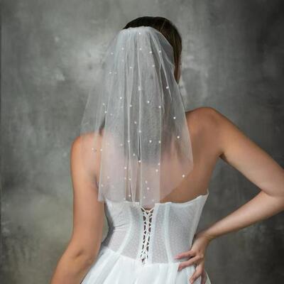 亚马逊BridetoBe单层珍珠白婚礼