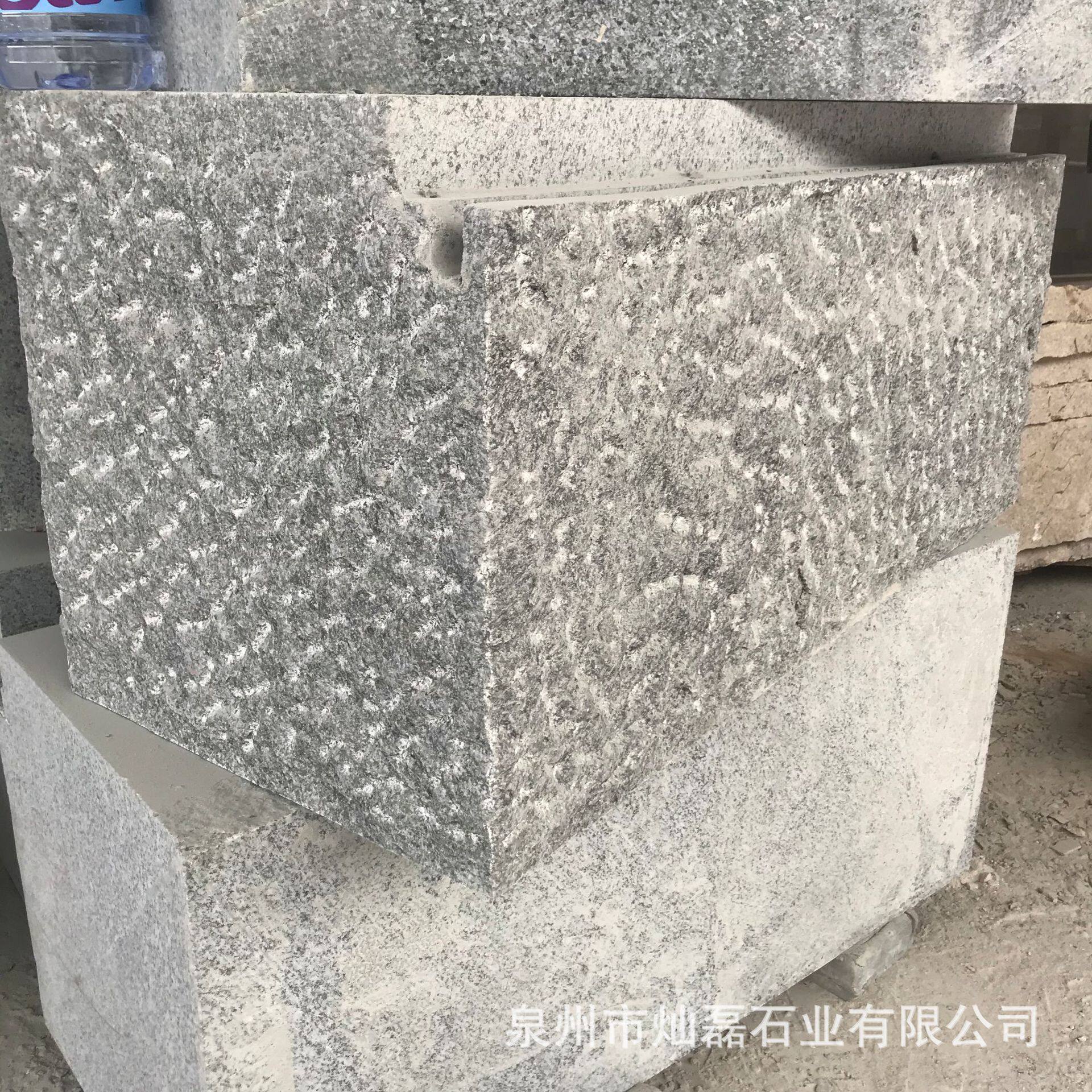 花岗岩老石板石材旧条石地砖仿古做旧石板老石条青石板砌墙旧石块