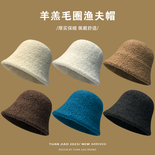 羊羔毛绒渔夫帽女冬天户外防寒加厚保暖护耳帽子大头围素颜水桶帽