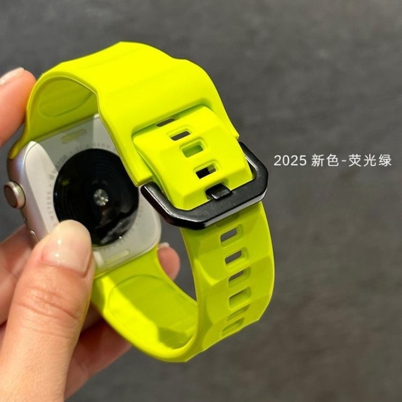适用iwatch波浪纹硅胶S10运动表带applewatch9/8/7/6/5/se2苹果手表新款液态硅胶荧光绿ultra超软透气男女夏
