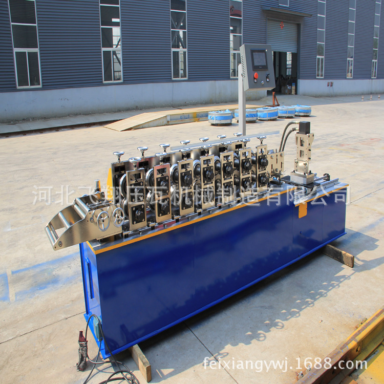 供应角钢成型机压瓦机辊压成型机器轻钢龙骨机冷弯成型设备