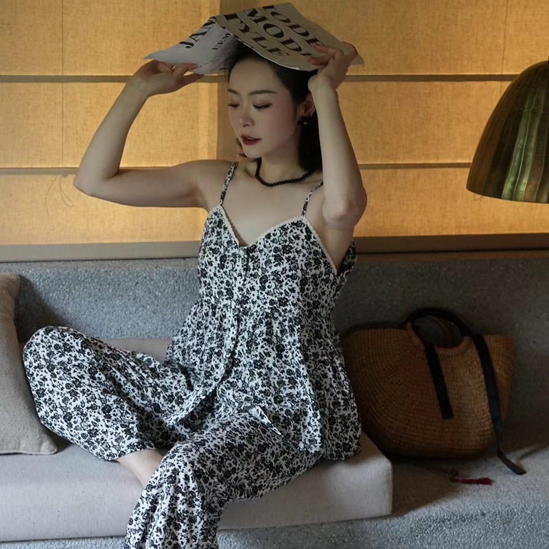 维安花密24年夏季碎花小吊带睡衣女莱赛尔纤维田园风小香风居家服