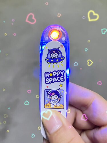 炫酷彩灯便携防风充电打火机