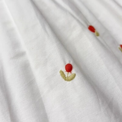 叙境「花影罗缎」白色碎花刺绣半身裙女2025夏季新款a字中长裙子