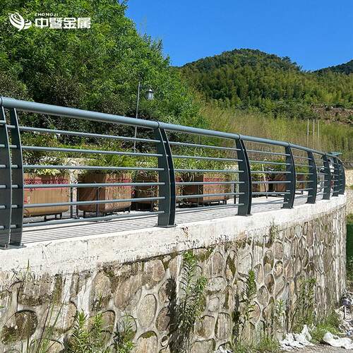 桥梁防镀撞护栏路交通安防全护栏锌河道防护栏公GJS道路防撞隔离