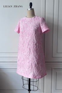 2201052 凡尔赛织锦A摆连衣裙高级感 定制—法式 浪漫—粉色玫瑰