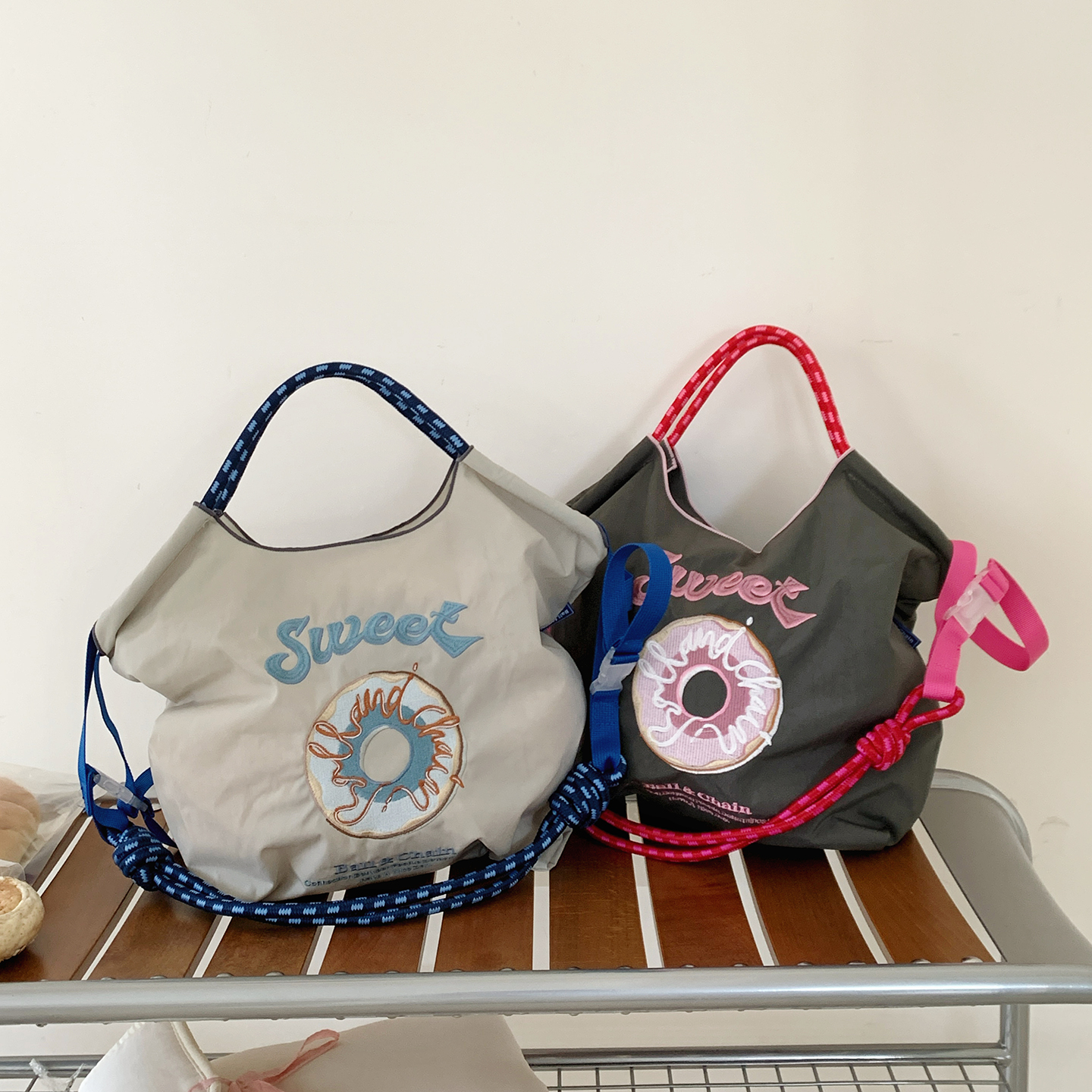 新款ballchain甜甜圈刺绣购物袋拉链小号环保袋时尚单肩斜挎包女