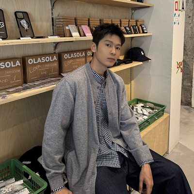 马克斯星球灰色格子假两件开衫