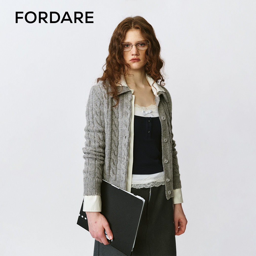 FORDARE/福蝶25秋冬假两件叠穿绞花镂空衬衫领针织开衫