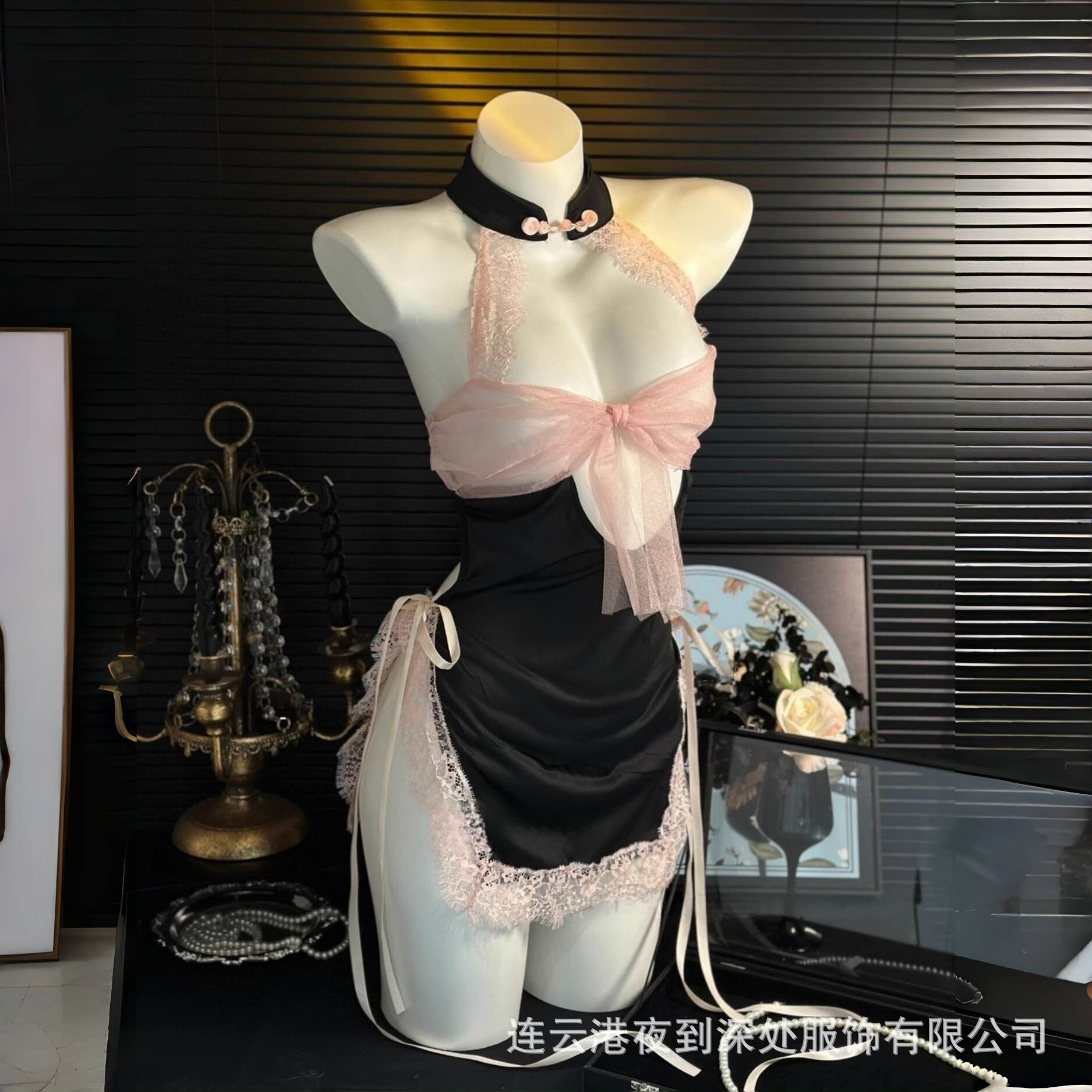 情调内衣性感小胸2025新款大尺度激情风睡衣火辣制服qqny女