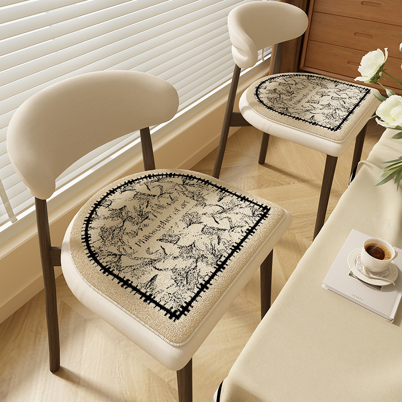 防水耐脏餐椅垫仿羊绒复古奶油风