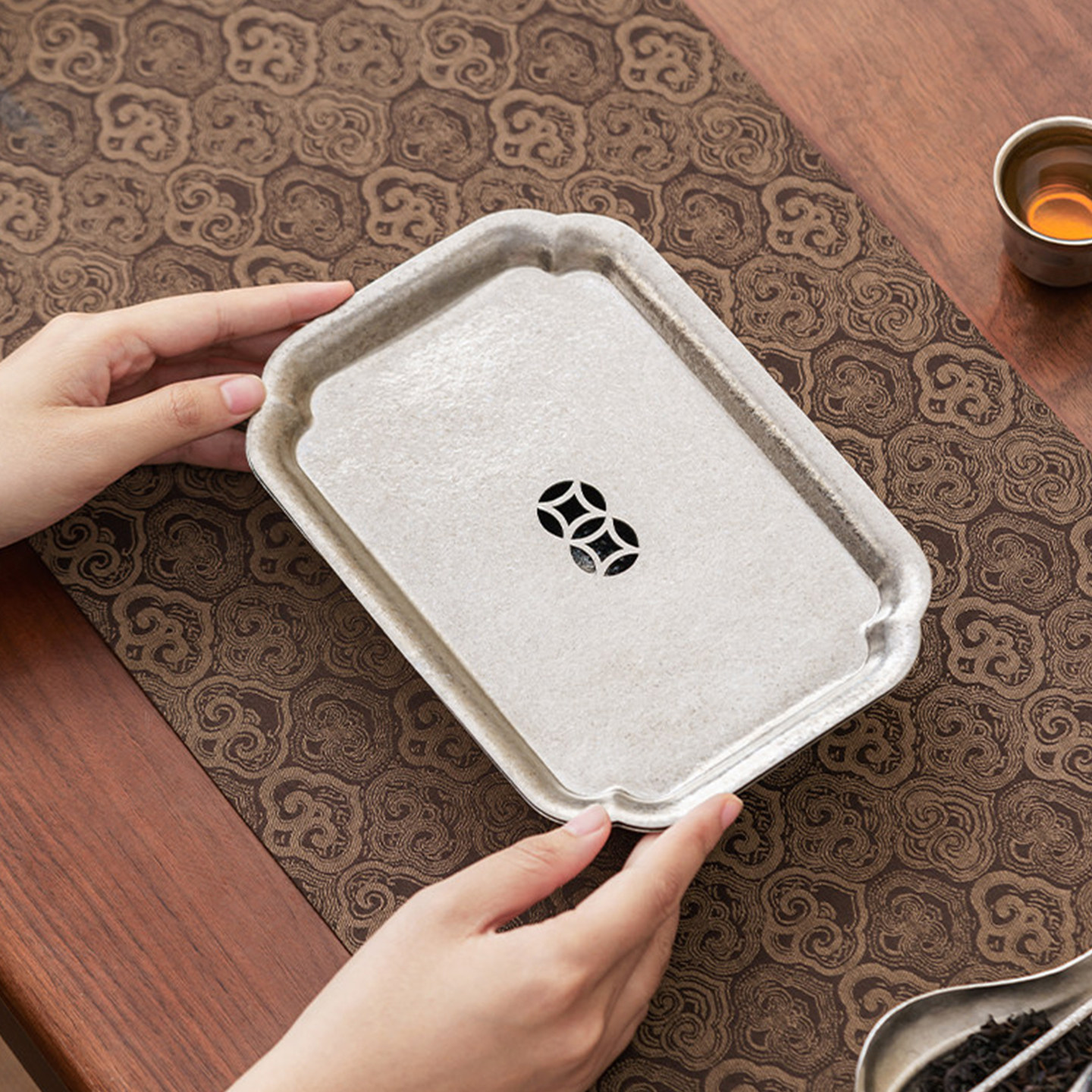 鼎牌纯钛茶盘小型蓄水干泡盘壶承轻奢高端办公家用海棠茶台茶托