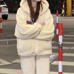 软和加绒加厚保暖睡衣两件套 新款 珊瑚绒连帽家居服套装 女2025冬季