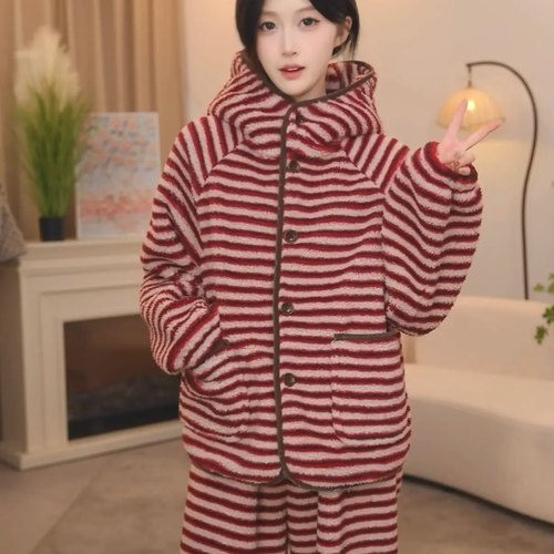 珊瑚绒连帽条纹家居服套装女冬季