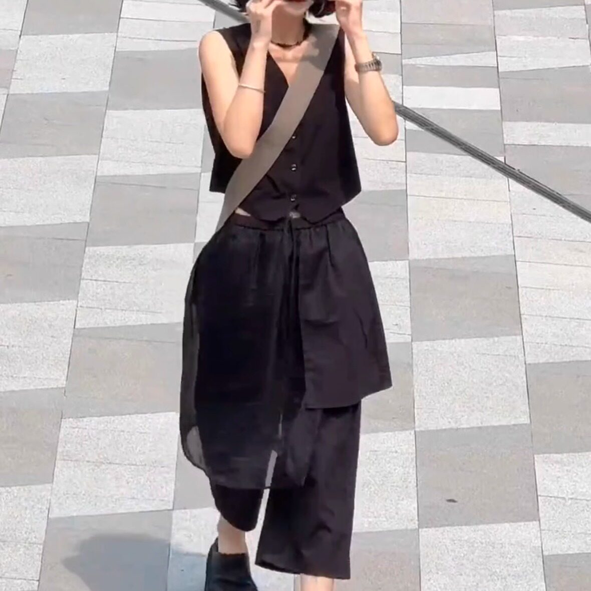 不规则拼接网纱围裙阔腿裤女2026夏季新款高腰显瘦时尚八分直筒裤