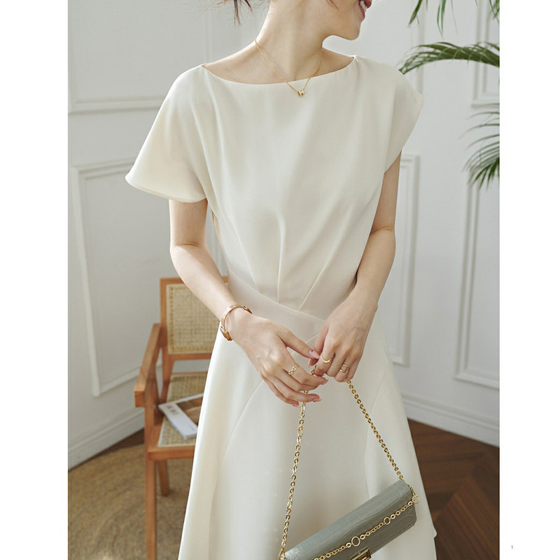 仿醋酸面料白色连衣裙2022新款女夏高端高级感轻奢小众设计感裙子