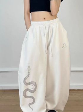美式复古白色设计感大蛇纹烫钻印花休闲裤男女宽松卫裤百搭长裤子