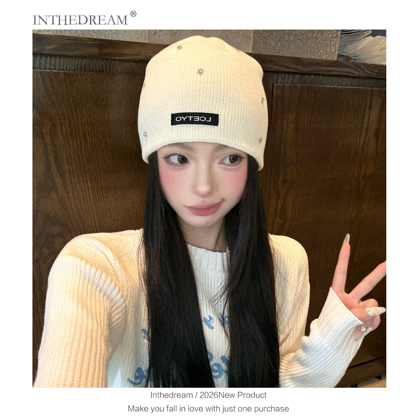 韩版设计款字母贴布镶钻针织帽