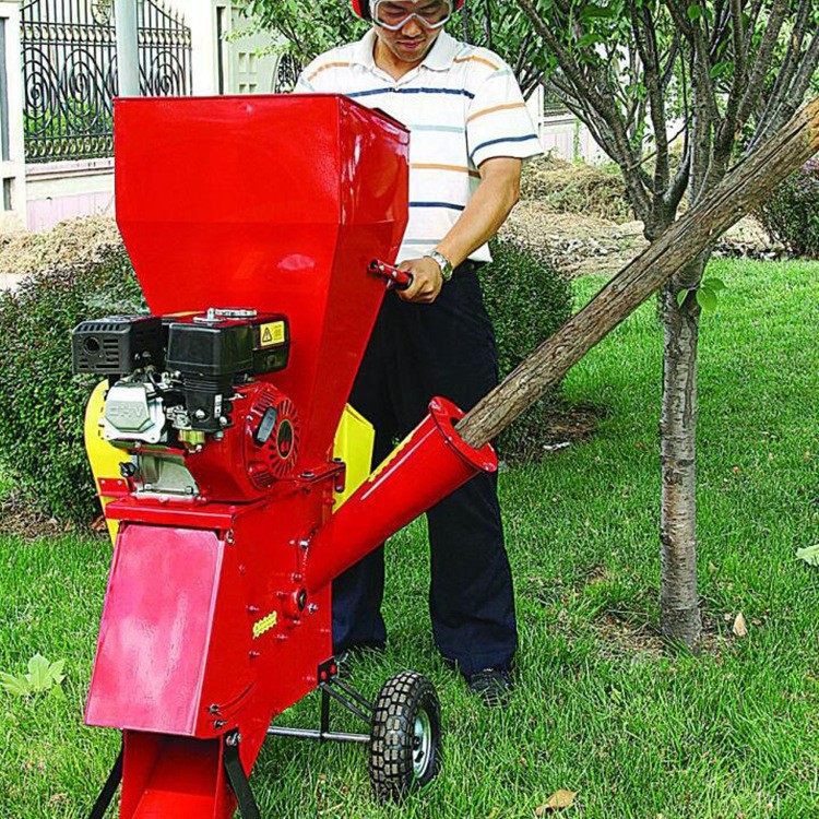 新款合金刀木头小树桩粉碎机 全新四刀型手推卧式干树枝碎枝机