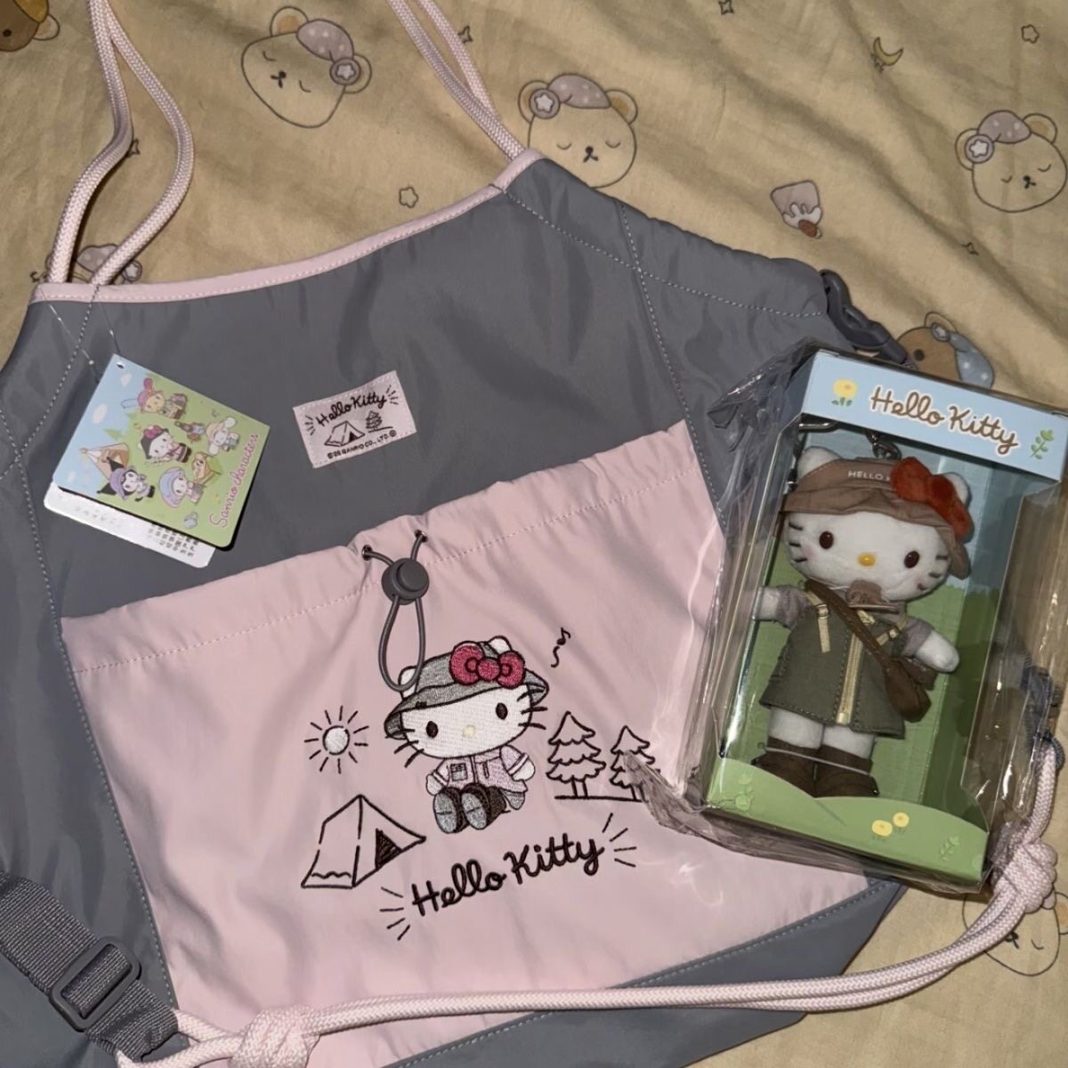 日系kitty露营包卡通可爱折叠抽绳大容量旅行包便携女出行健身包