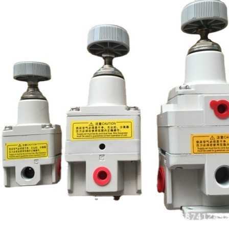 smc型IR2000-02精密减压阀IR2020-02BG气体调压带表精密调压阀个