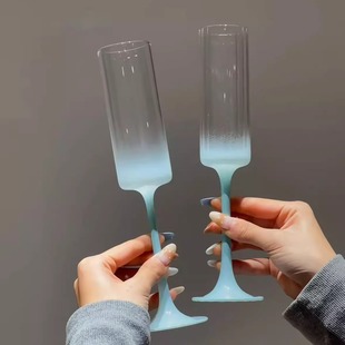 高颜值情侣结婚高硼硅高脚杯礼盒敬酒新婚礼物家用ins香槟红酒杯