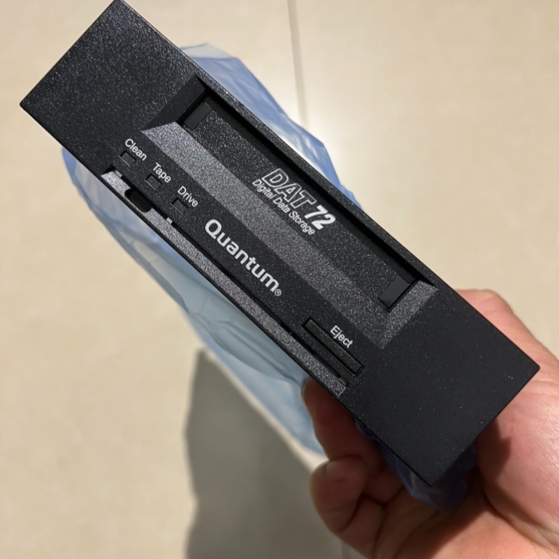 磁带机 DAT72 QUANTUM CD72SH数据询价为准