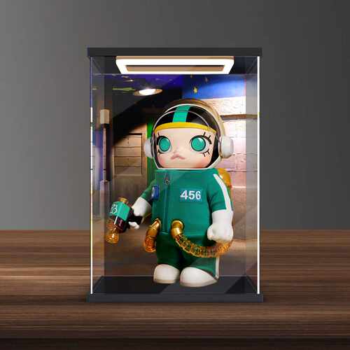 适用泡泡玛特MEGA SPACE MOLLY鱿鱼400%潮玩手办防尘罩灯光收纳盒
