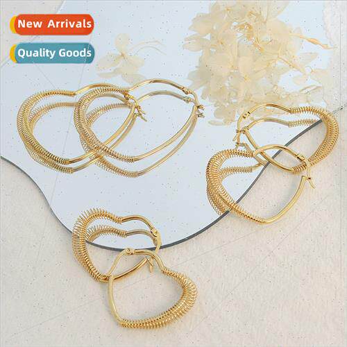 Europe French ins retro spring peach heart earrings tanium s