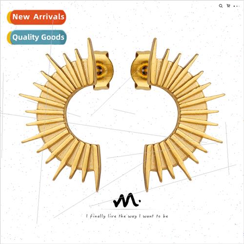 French ins niche retro earrings half-moon thorn creative C-s