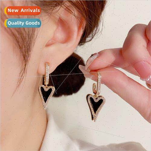 Niche black double layer heart earrings适用women delicate ea