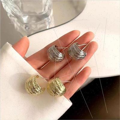 Texture brushed arc earrings retro texture simple versatile