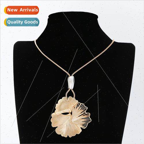 Sweater Chain Long Europe New Necklace Women Flower Type Rou