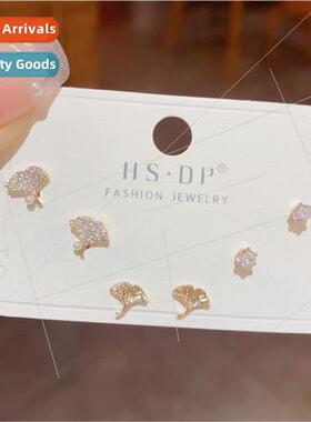 Compact flash diamond leaf small pearl earrings three sets s