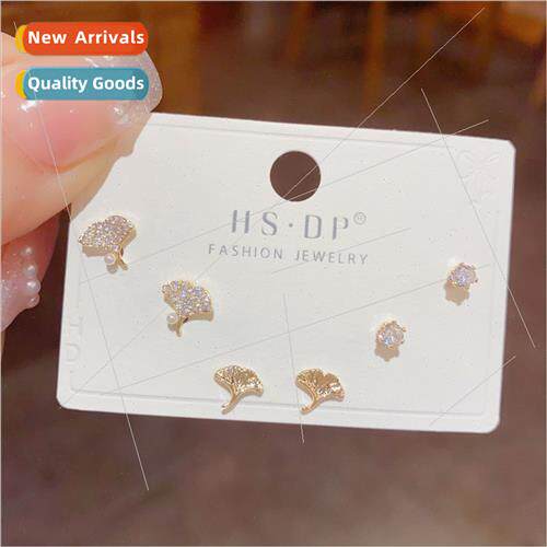 Compact flash diamond leaf small pearl earrings three sets s