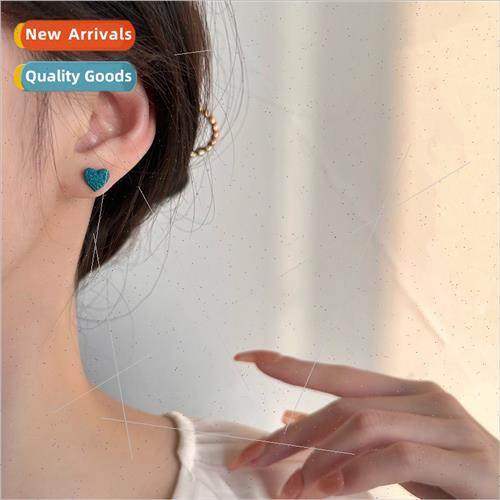 Small delicate ins new earrings retro love niche frosted pea