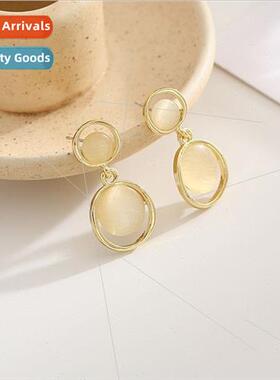 French Court cat eye stone earrings earrings elegant round f